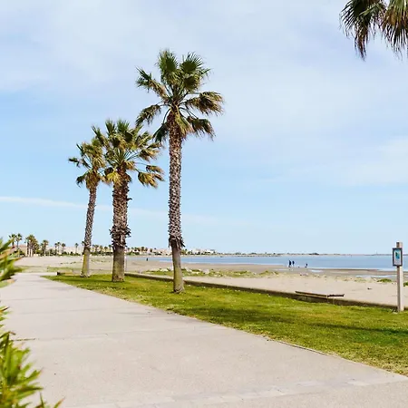 3 Pieces Avec Grande Terrasse, Proche Du Grazel, 6 Pers, Parking Prive, Wifi Disponible - Fr-1-409-70 Villa *