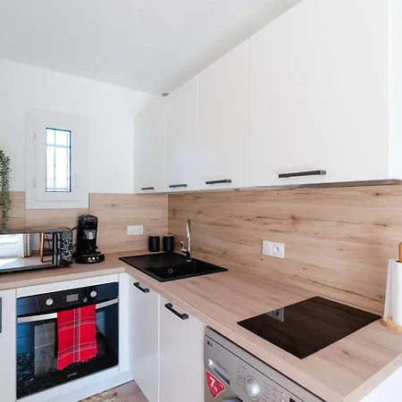 Villa 3 Pieces Avec Grande Terrasse, Proche Du Grazel, 6 Pers, Parking Prive, Wifi Disponible - Fr-1-409-70